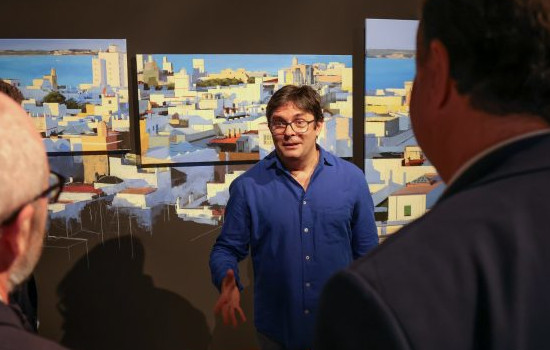 La muestra ‘Cádiz 360º’ de Cecilio Chaves inaugura la nueva sala de exposiciones del Rectorado de la UCA